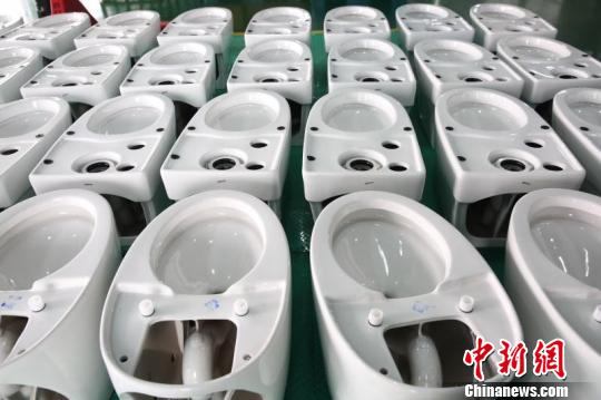 台州已成为中国最大的智能马桶制造基地。 台州出入境检验检疫局供图