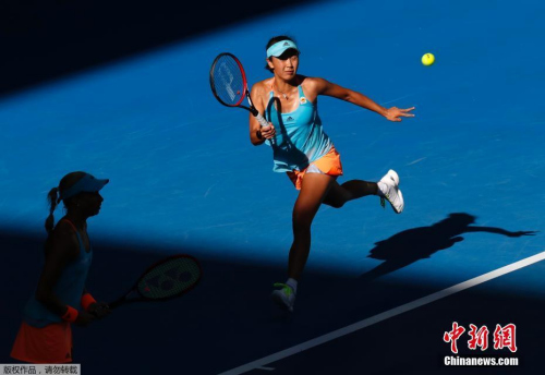 当地时间1月27日，2017奥网女双决赛在澳大利亚墨尔本举行，彭帅/赫拉瓦科娃组合1：2不敌对手马泰克-桑兹/萨法洛娃，屈居亚军。