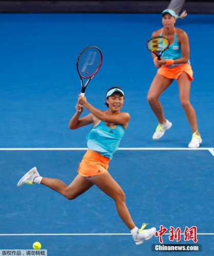 当地时间1月27日，2017奥网女双决赛在澳大利亚墨尔本举行，彭帅/赫拉瓦科娃组合1：2不敌对手马泰克-桑兹/萨法洛娃，屈居亚军。